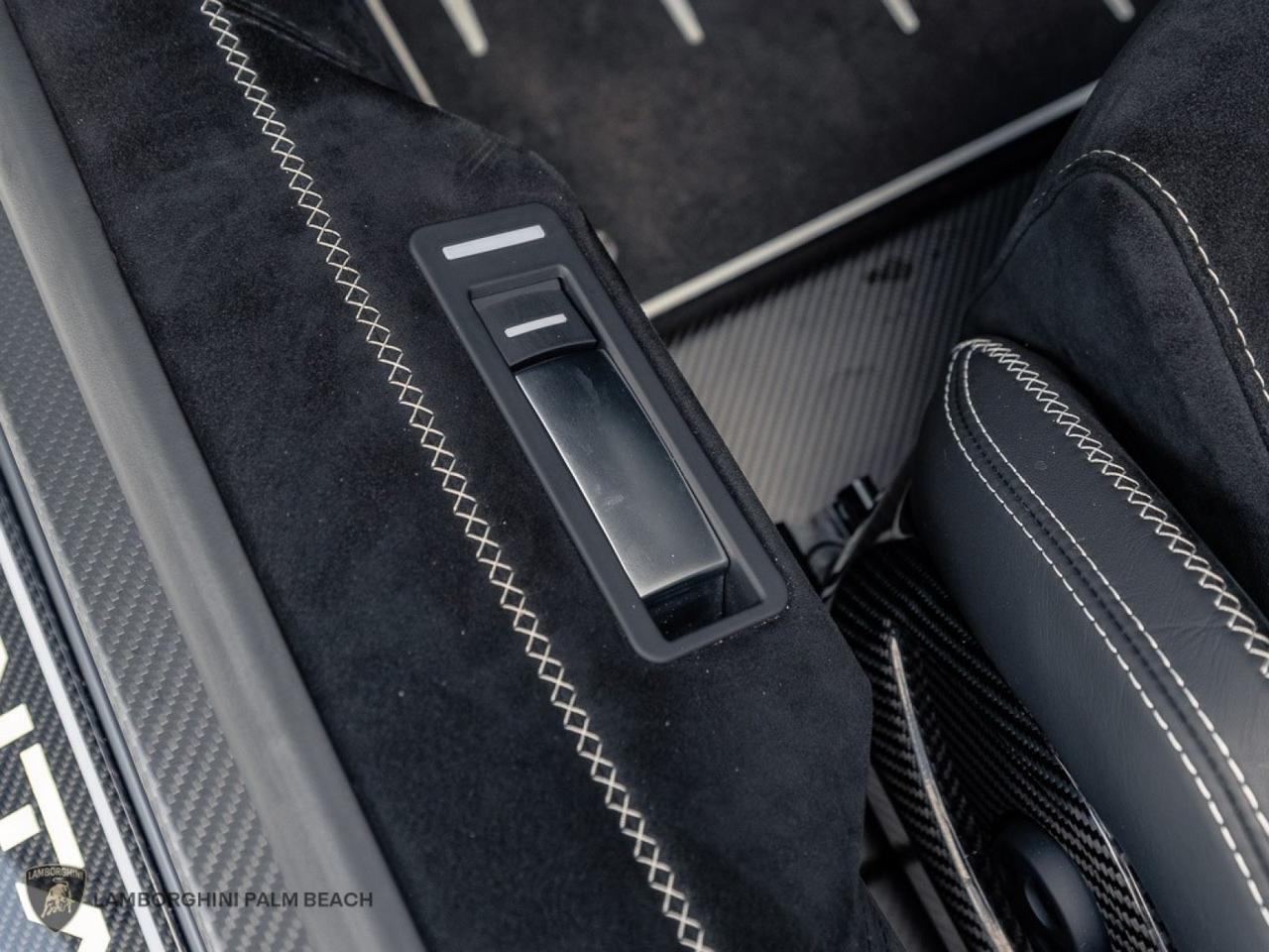 2021 Lamborghini Aventador SVJ Roadster West Palm Beach FL