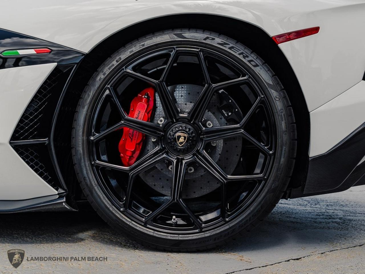 2021 Lamborghini Aventador SVJ Roadster West Palm Beach FL
