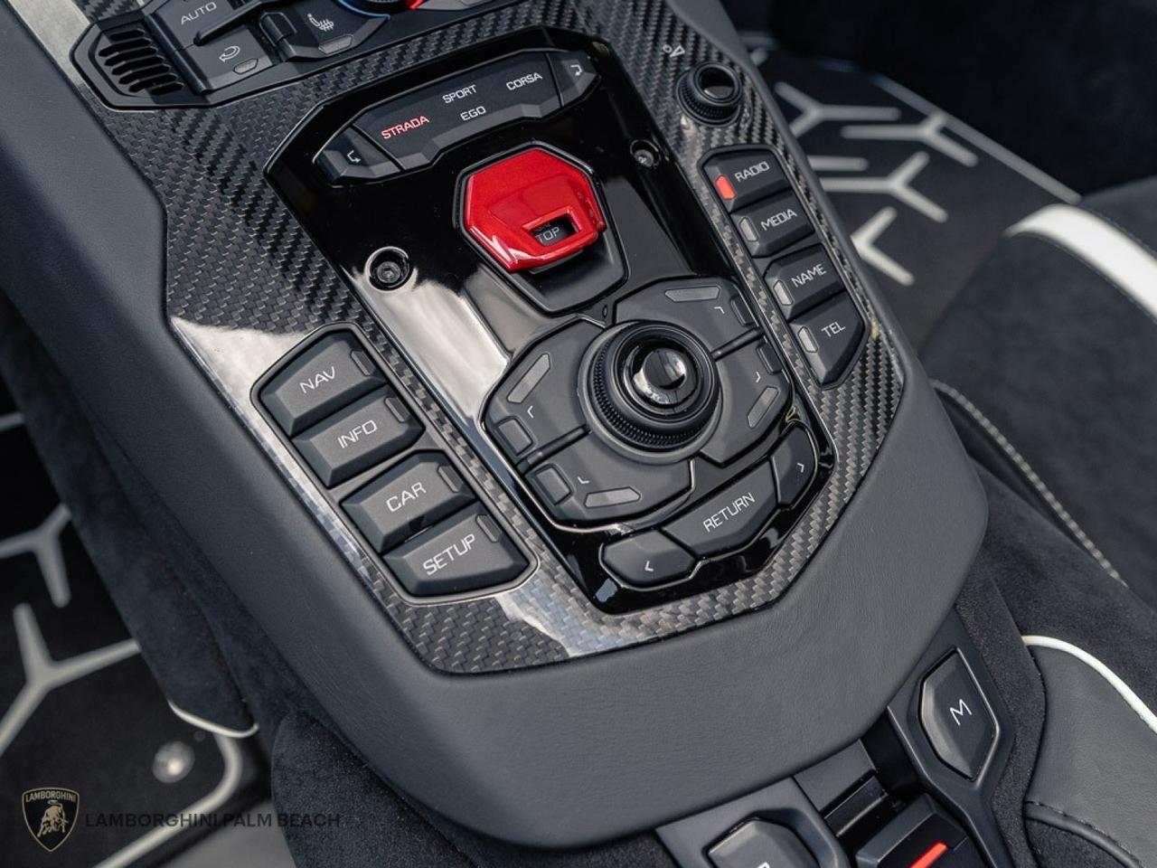 2021 Lamborghini Aventador SVJ Roadster West Palm Beach FL