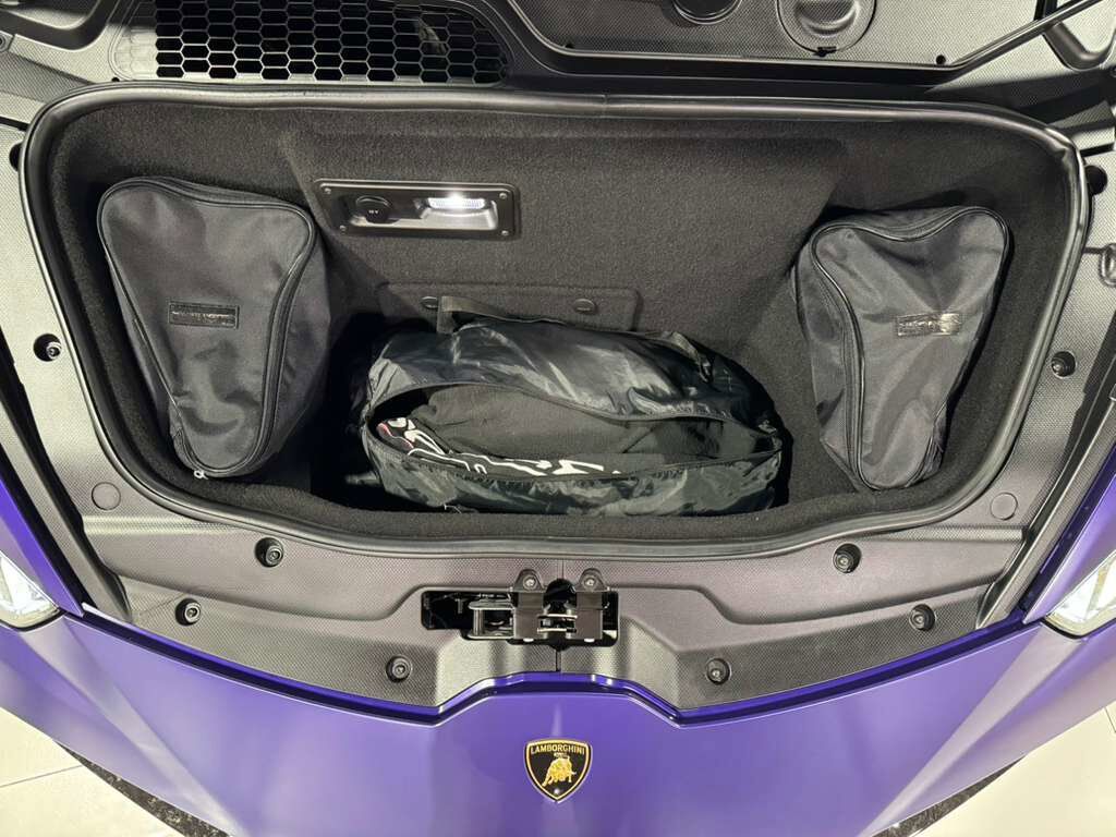 2021 Lamborghini Huracan EVO ALL-WHEEL DRIVE! Viola Mel paint, Sensonum audio system, forged carbon galore AND MUCH MORE!! Fort Lauderdale FL