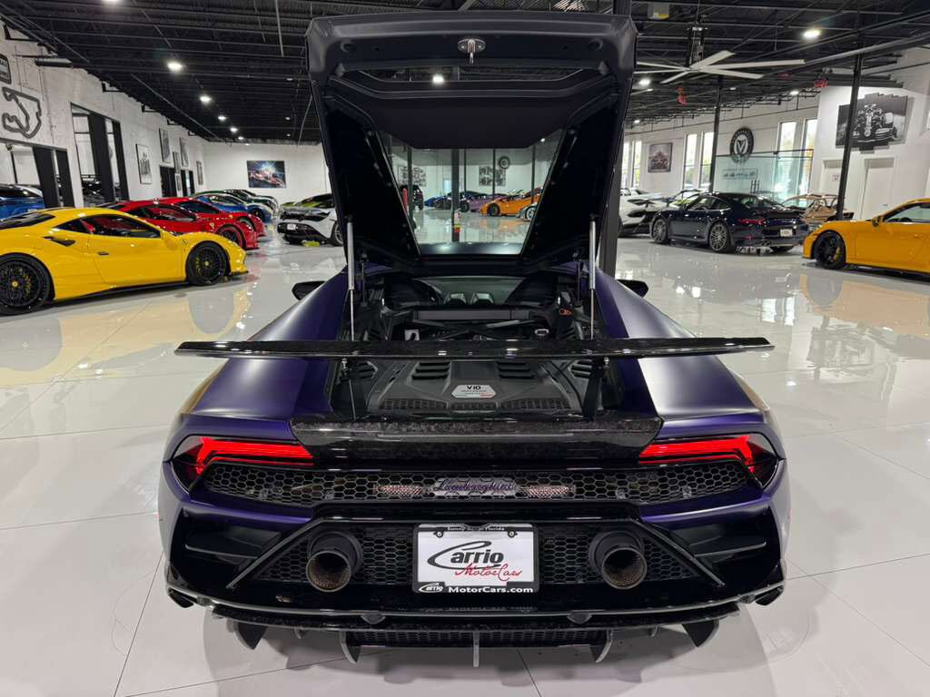 2021 Lamborghini Huracan EVO ALL-WHEEL DRIVE! Viola Mel paint, Sensonum audio system, forged carbon galore AND MUCH MORE!! Fort Lauderdale FL