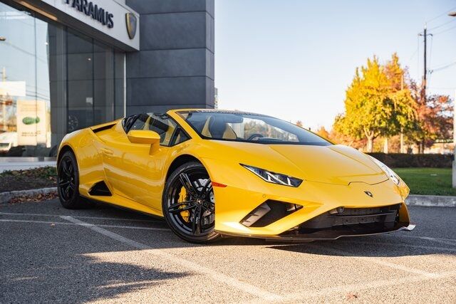 2021 Lamborghini Huracan EVO Base