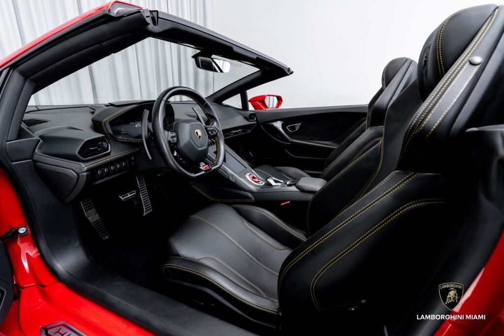2021 Lamborghini Huracan EVO RWD Spyder North Miami Beach FL