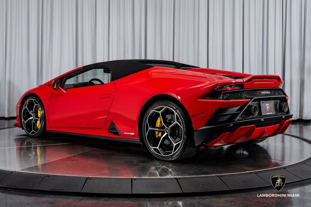 2021 Lamborghini Huracan EVO RWD Spyder North Miami Beach FL