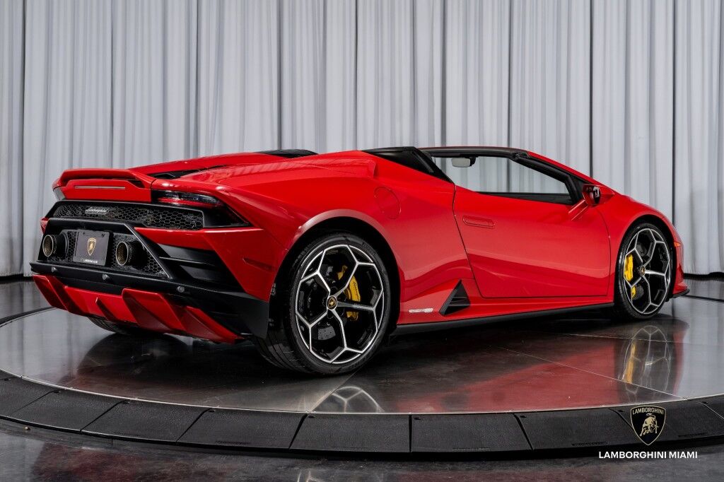 2021 Lamborghini Huracan EVO RWD Spyder North Miami Beach FL