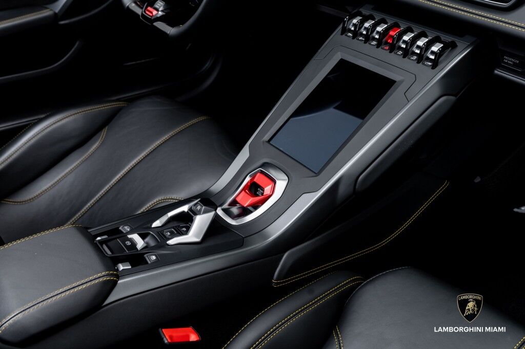 2021 Lamborghini Huracan EVO RWD Spyder North Miami Beach FL