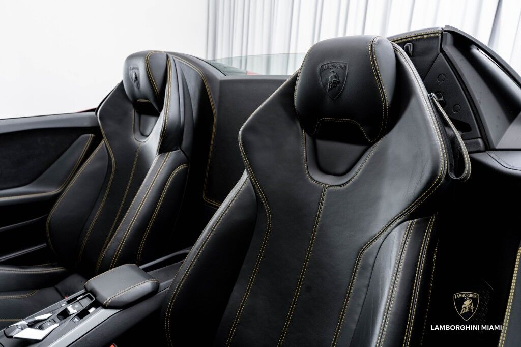 2021 Lamborghini Huracan EVO RWD Spyder North Miami Beach FL