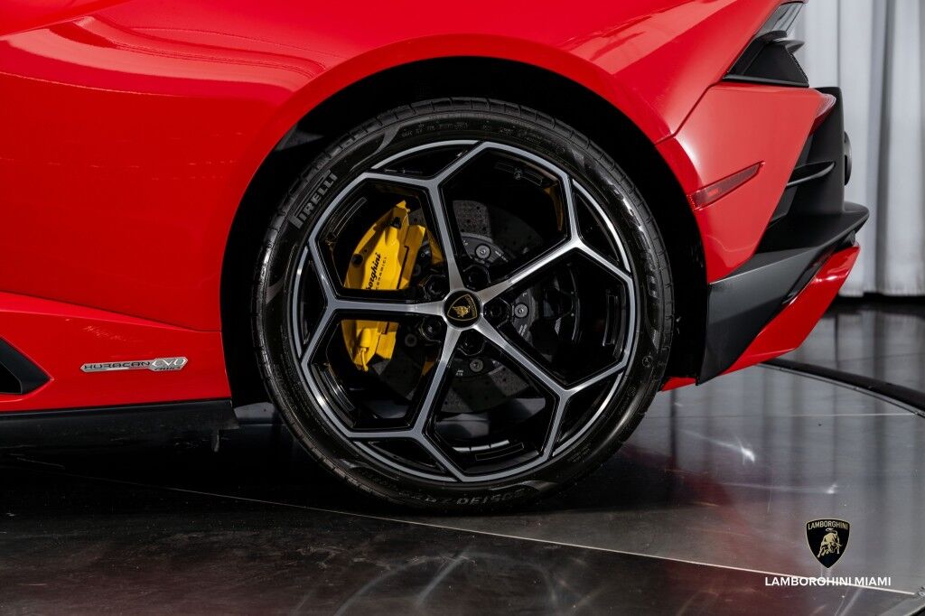 2021 Lamborghini Huracan EVO RWD Spyder North Miami Beach FL