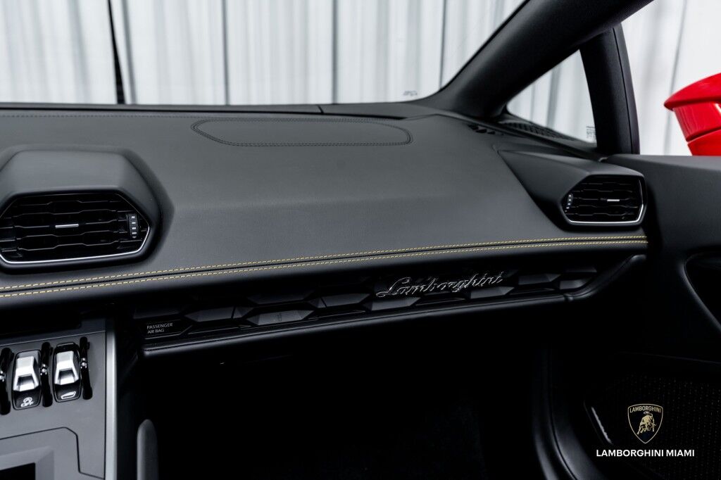 2021 Lamborghini Huracan EVO RWD Spyder North Miami Beach FL