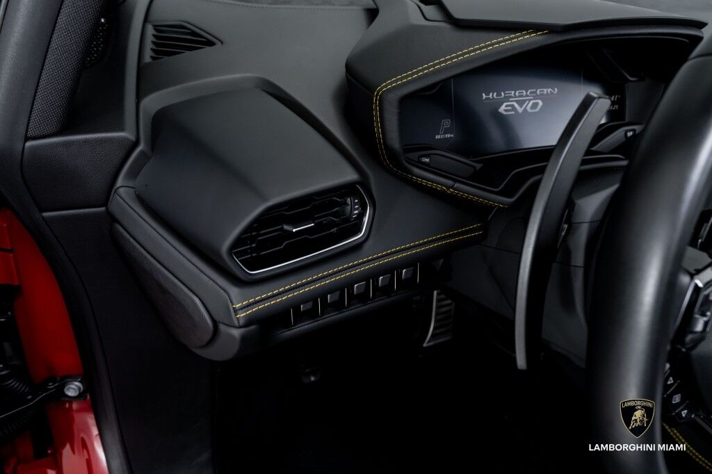 2021 Lamborghini Huracan EVO RWD Spyder North Miami Beach FL