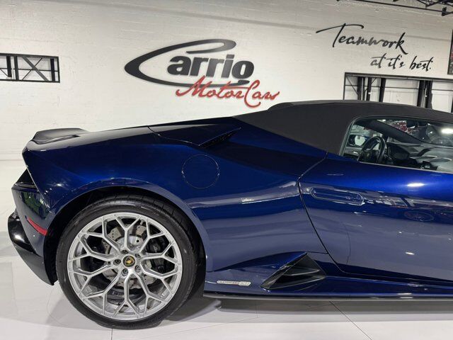 2021 Lamborghini Huracan EVO Spyder RWD Blu Astraeus paint, Sensonum audio system Fort Lauderdale FL