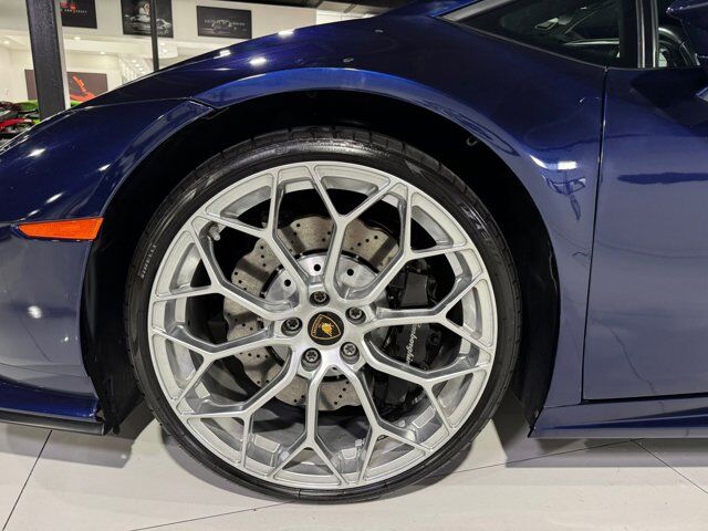 2021 Lamborghini Huracan EVO Spyder RWD Blu Astraeus paint, Sensonum audio system Fort Lauderdale FL