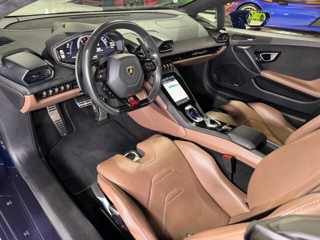 2021 Lamborghini Huracan EVO Spyder RWD Blu Astraeus paint, Sensonum audio system Fort Lauderdale FL