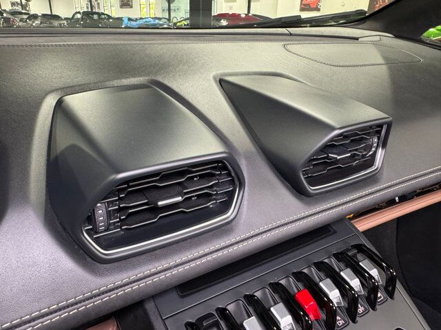 2021 Lamborghini Huracan EVO Spyder RWD Blu Astraeus paint, Sensonum audio system Fort Lauderdale FL