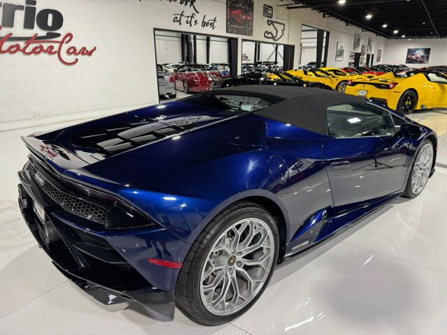 2021 Lamborghini Huracan EVO Spyder RWD Blu Astraeus paint, Sensonum audio system Fort Lauderdale FL