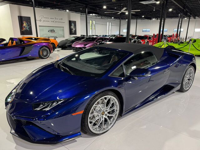 2021 Lamborghini Huracan EVO Spyder RWD Blu Astraeus paint, Sensonum audio system Fort Lauderdale FL