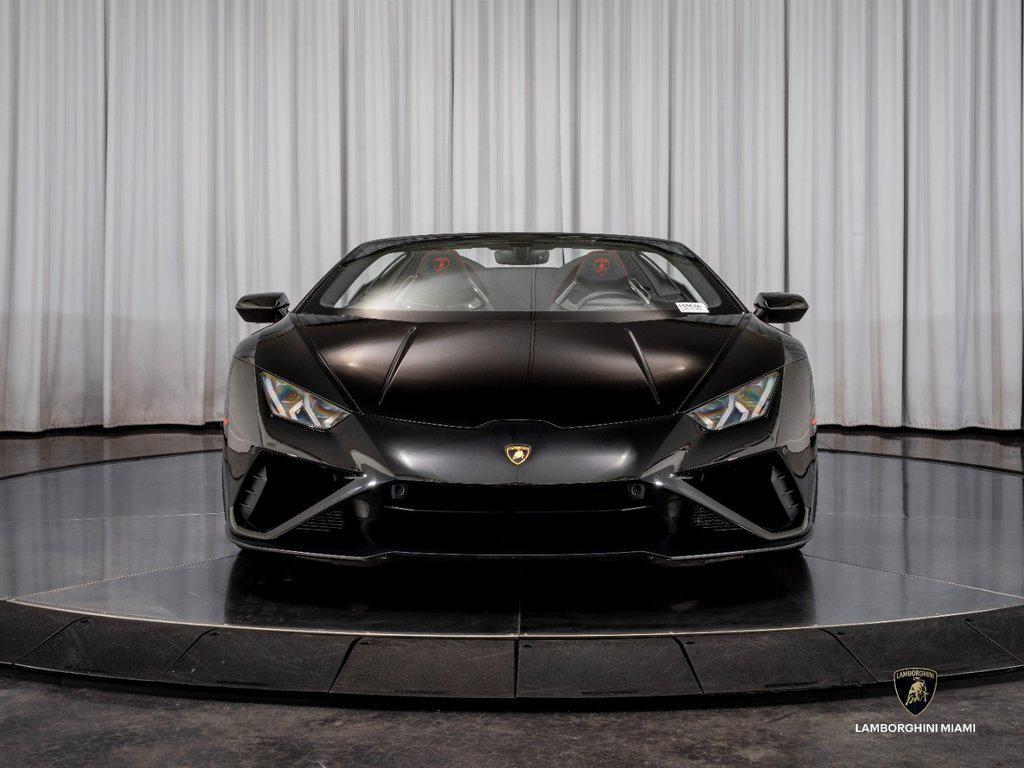 2021 Lamborghini Huracan Evo Spyder RWD