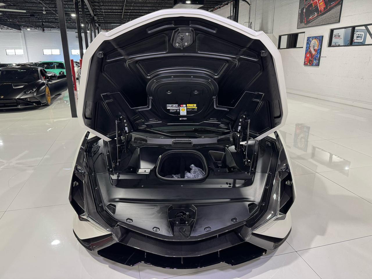 2021 Lamborghini Sian FKP37 1 of 63 for the world!!! Bianco Phanes paint w/ exposed carbon!! Fort Lauderdale FL