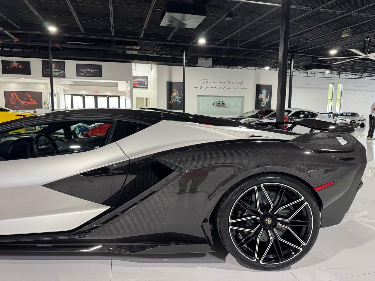 2021 Lamborghini Sian FKP37 1 of 63 for the world!!! Bianco Phanes paint w/ exposed carbon!! Fort Lauderdale FL