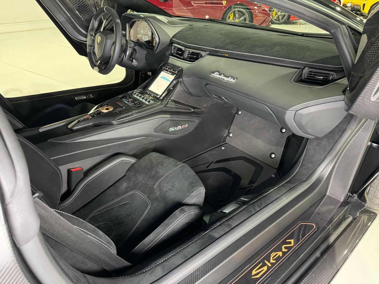 2021 Lamborghini Sian FKP37 1 of 63 for the world!!! Bianco Phanes paint w/ exposed carbon!! Fort Lauderdale FL