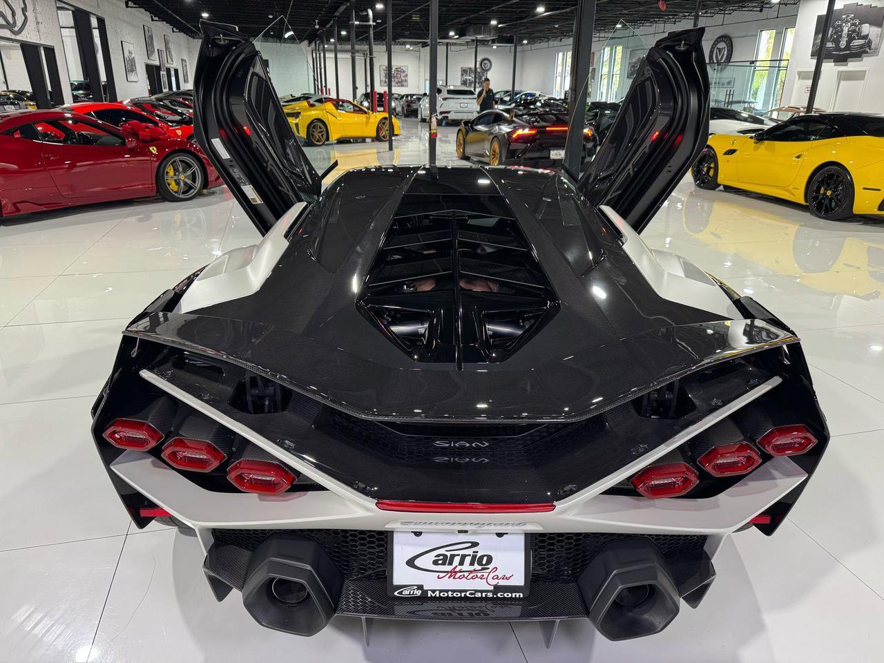 2021 Lamborghini Sian FKP37 1 of 63 for the world!!! Bianco Phanes paint w/ exposed carbon!! Fort Lauderdale FL