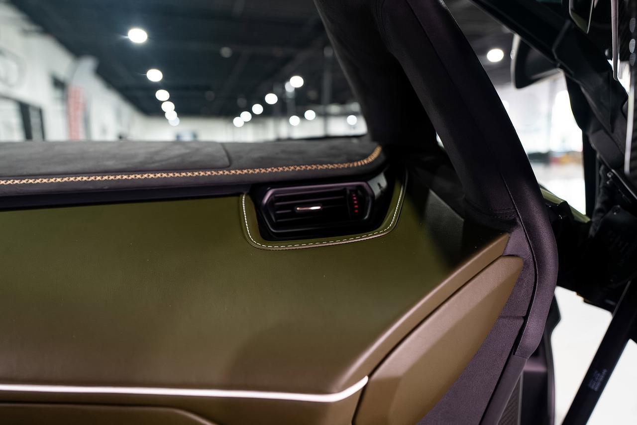 2021 Lamborghini Sian FKp 37 1 of 63, Verde Triton gradient paint, Poltrona Frau leather interior AND MUCH MORE!!! Fort Lauderdale FL