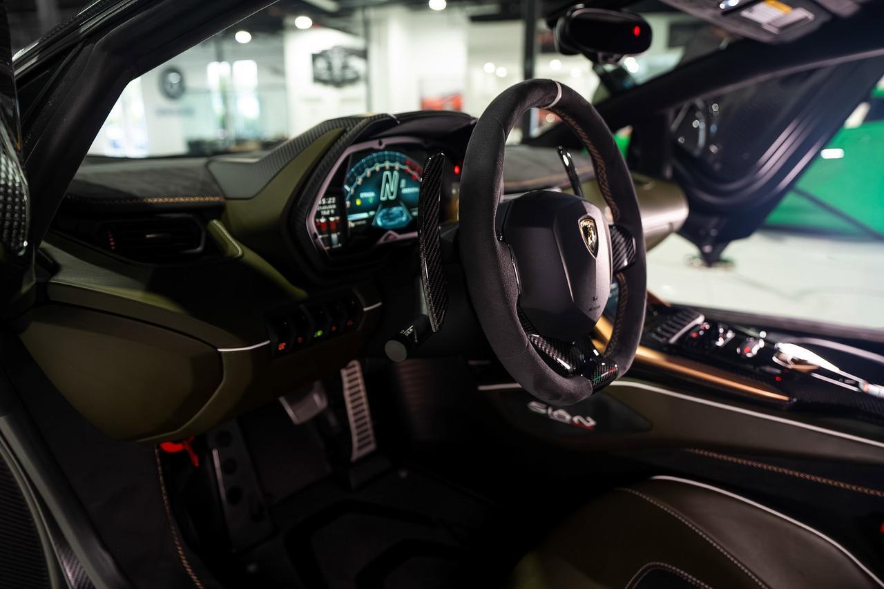 2021 Lamborghini Sian FKp 37 1 of 63, Verde Triton gradient paint, Poltrona Frau leather interior AND MUCH MORE!!! Fort Lauderdale FL