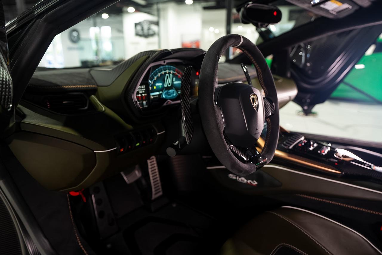 2021 Lamborghini Sian FKp 37 1 of 63, Verde Triton gradient paint, Poltrona Frau leather interior AND MUCH MORE!!! Fort Lauderdale FL
