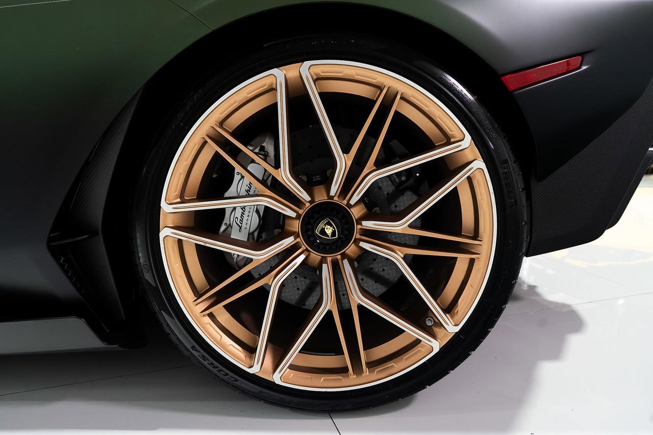 2021 Lamborghini Sian FKp 37 1 of 63, Verde Triton gradient paint, Poltrona Frau leather interior AND MUCH MORE!!! Fort Lauderdale FL