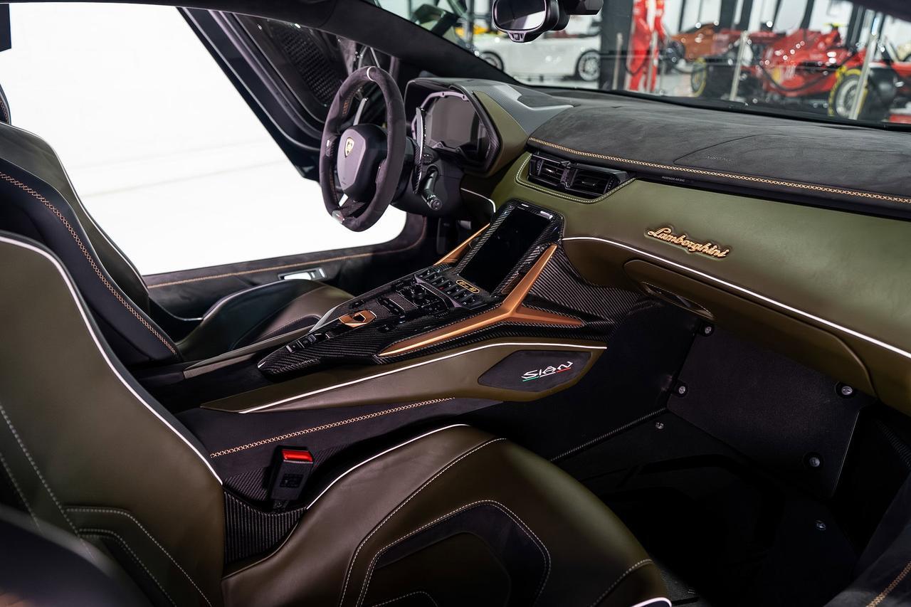 2021 Lamborghini Sian FKp 37 1 of 63, Verde Triton gradient paint, Poltrona Frau leather interior AND MUCH MORE!!! Fort Lauderdale FL
