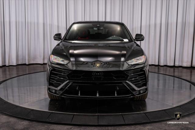 2021 Lamborghini Urus . North Miami Beach FL