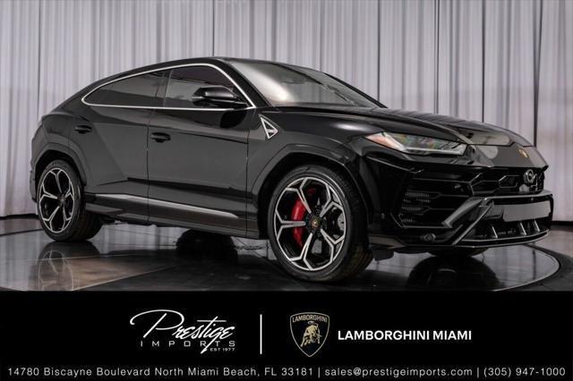 2021 Lamborghini Urus .