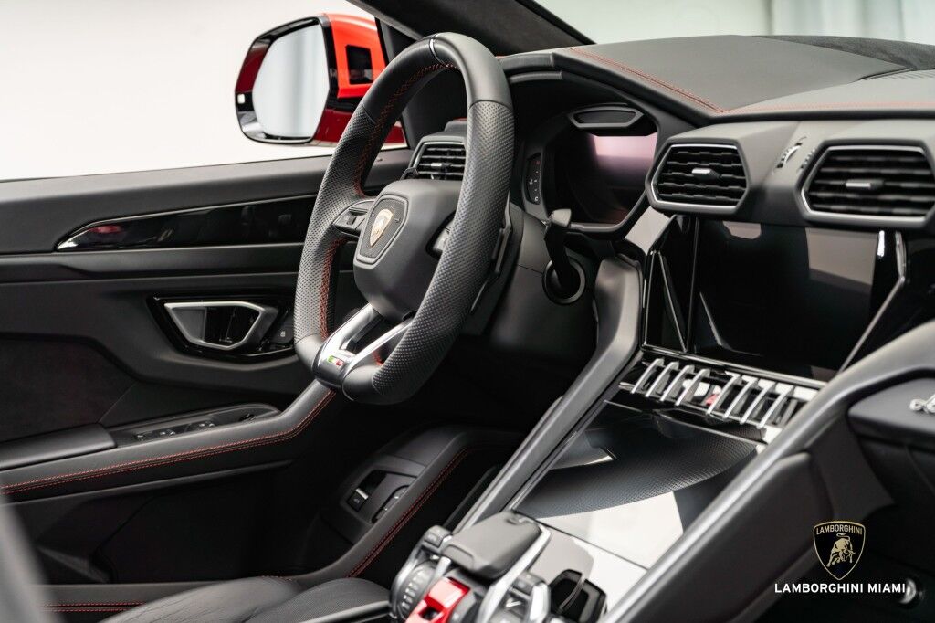 2021 Lamborghini Urus North Miami Beach FL