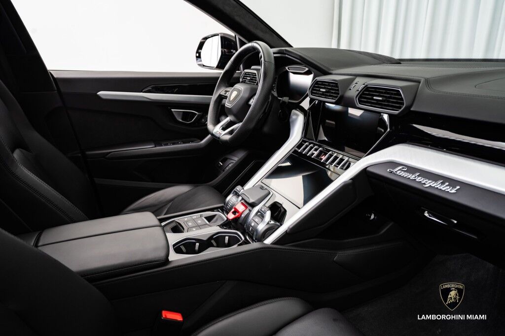 2021 Lamborghini Urus North Miami Beach FL