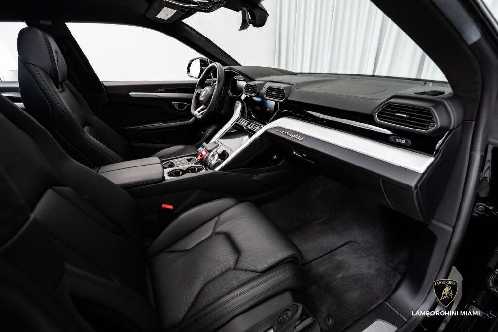 2021 Lamborghini Urus North Miami Beach FL