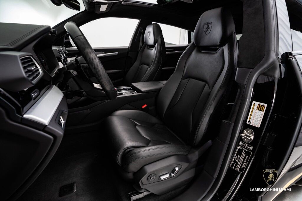 2021 Lamborghini Urus North Miami Beach FL