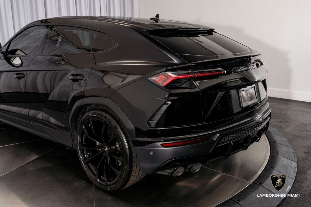 2021 Lamborghini Urus North Miami Beach FL