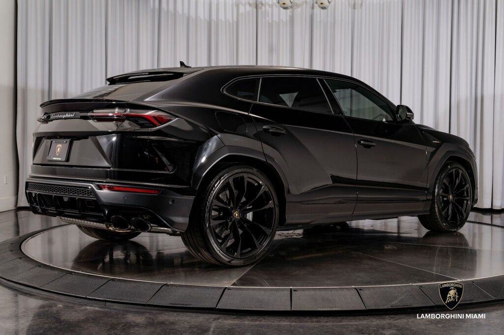 2021 Lamborghini Urus North Miami Beach FL