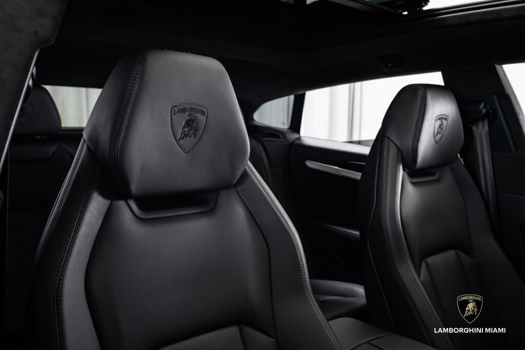 2021 Lamborghini Urus North Miami Beach FL