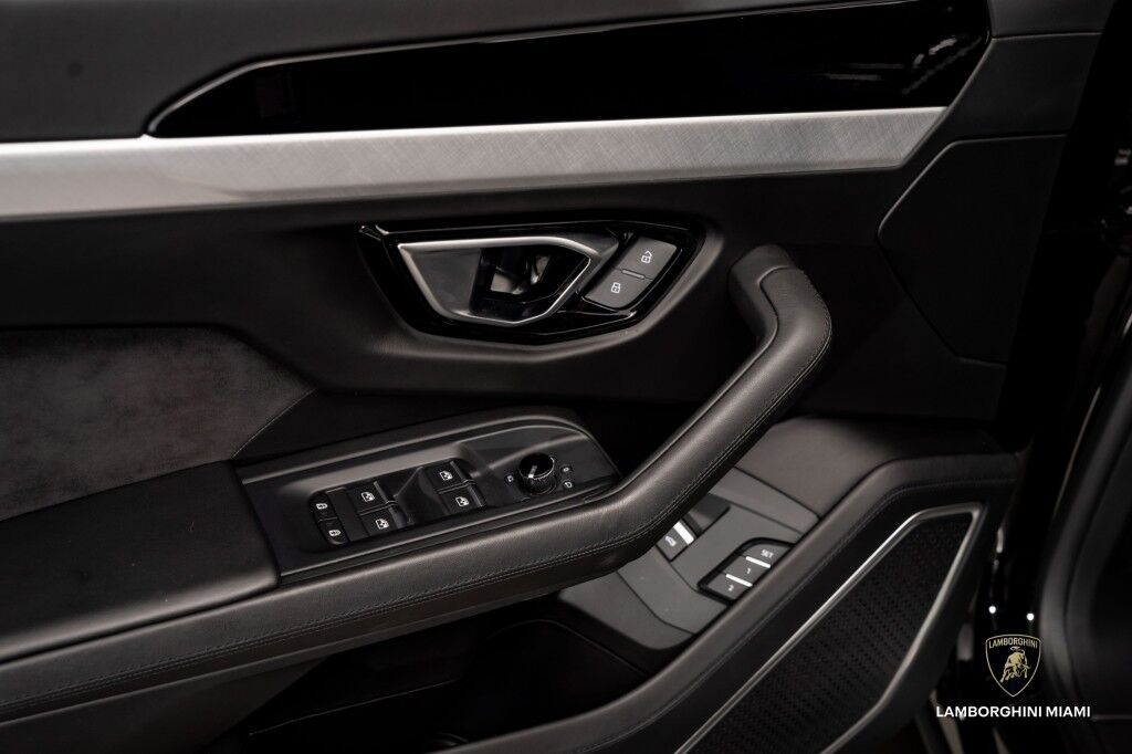 2021 Lamborghini Urus North Miami Beach FL