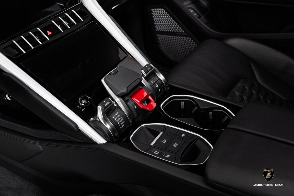 2021 Lamborghini Urus North Miami Beach FL