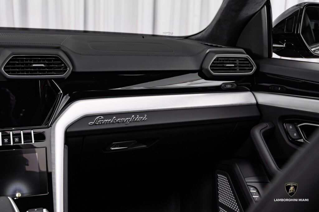 2021 Lamborghini Urus North Miami Beach FL