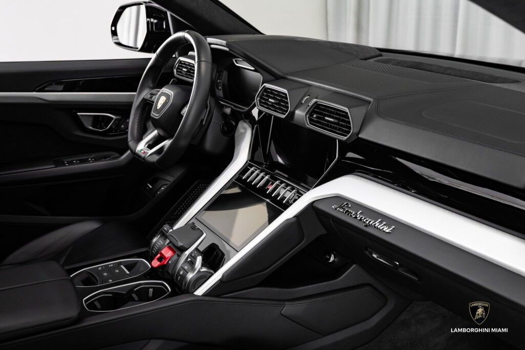 2021 Lamborghini Urus North Miami Beach FL