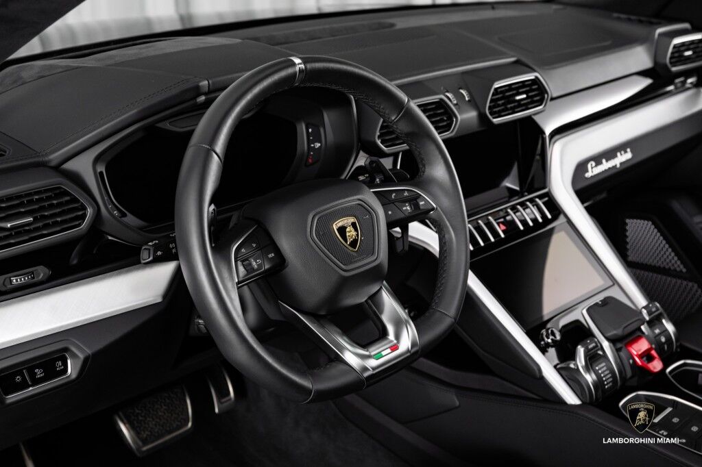 2021 Lamborghini Urus North Miami Beach FL