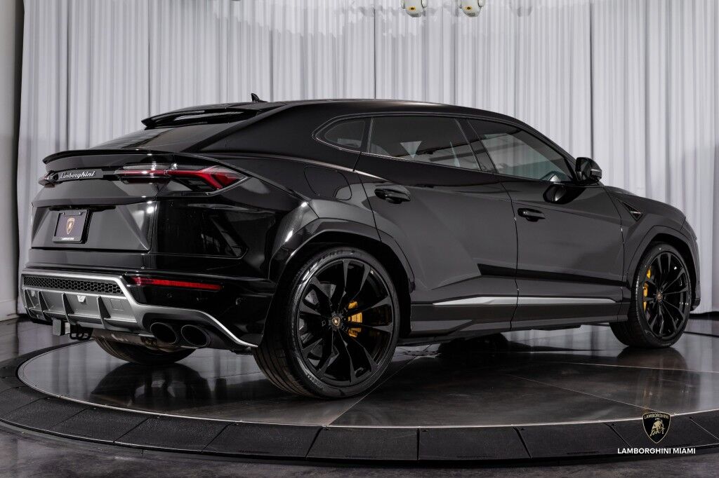 2021 Lamborghini Urus North Miami Beach FL