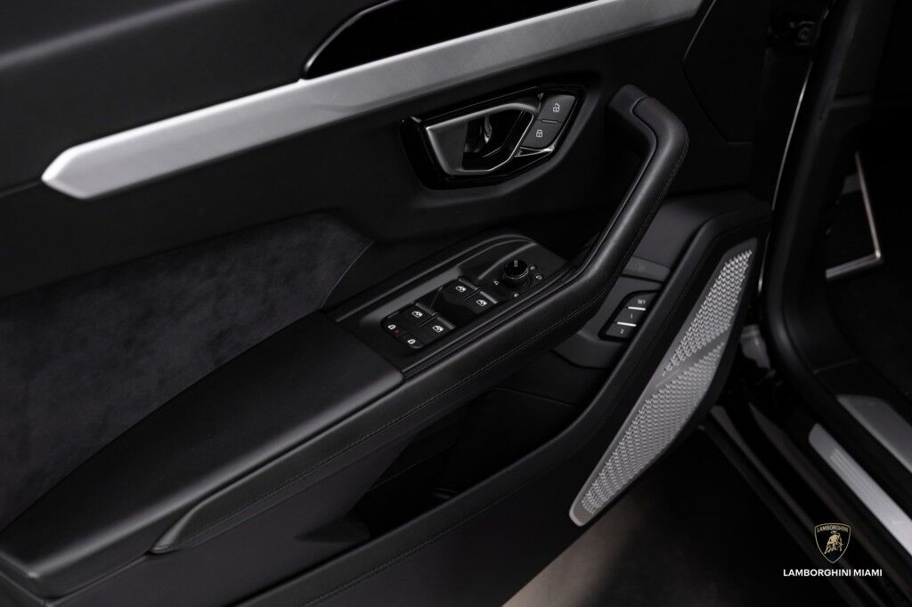 2021 Lamborghini Urus North Miami Beach FL