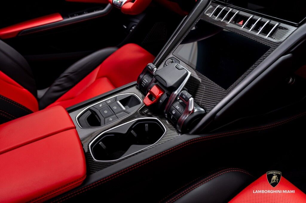2021 Lamborghini Urus North Miami Beach FL