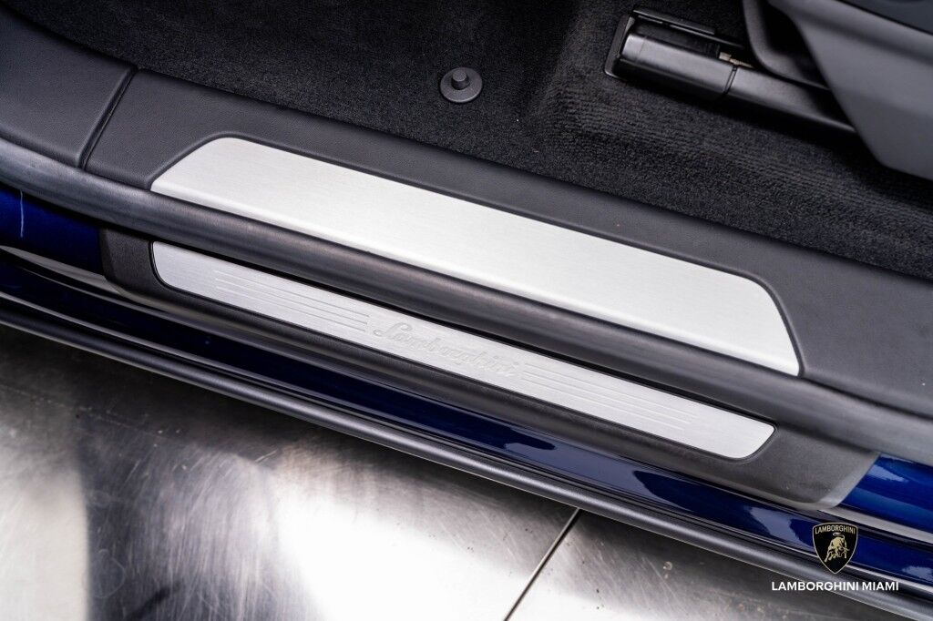 2021 Lamborghini Urus North Miami Beach FL