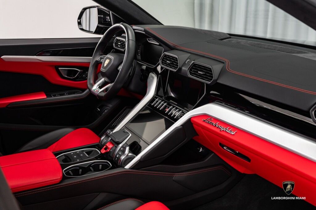 2021 Lamborghini Urus North Miami Beach FL