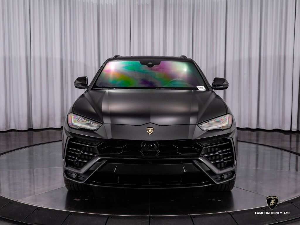 2021 Lamborghini Urus